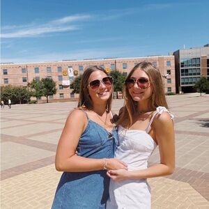 Meet your Posher, Amelie